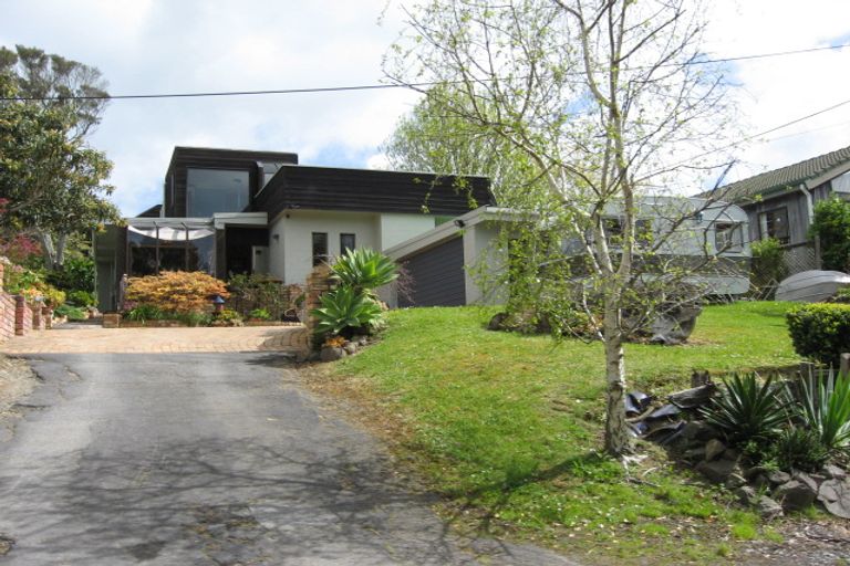 Photo of property in 11 Duncan Rise, Herald Island, Auckland, 0618