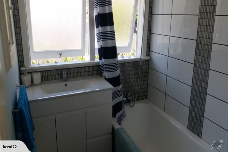 Photo of property in 86 Halton Street, Strowan, Christchurch, 8052