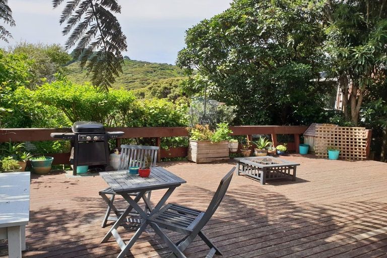 Photo of property in 44 Gordon Road, Plimmerton, Porirua, 5026