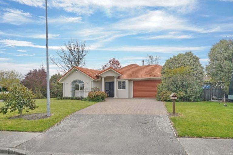 Photo of property in 1 Manahi Place, Woodend, 7610