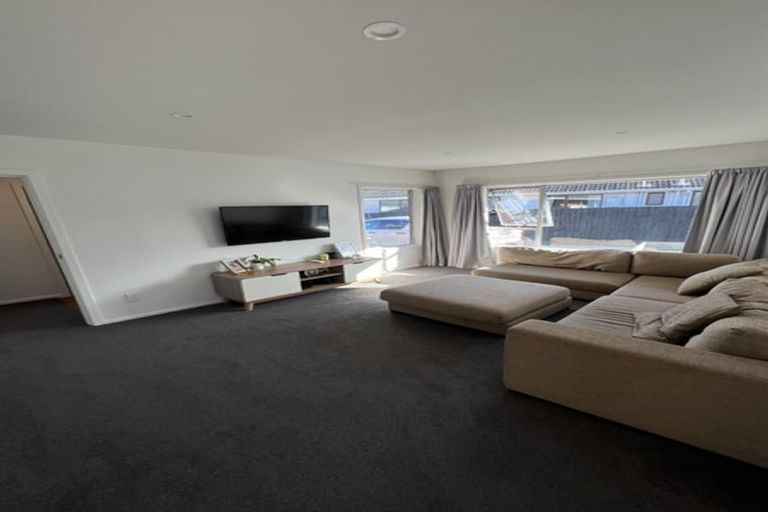 Photo of property in 67 Gregan Crescent, Burnside, Christchurch, 8053