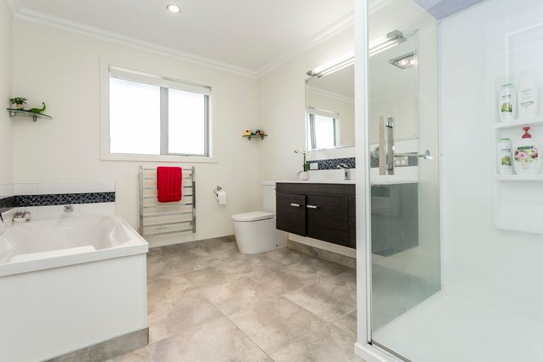 Photo of property in 24 Calluna Crescent, Mosgiel, 9024