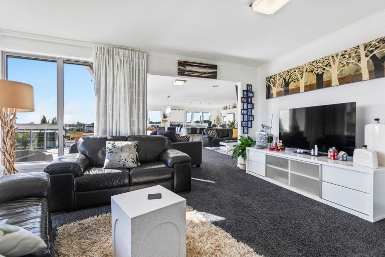 Photo of property in 48 Browne Street, Waitara, 4320