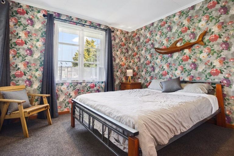 Photo of property in 1 Lee Avenue, Paeroa, 3600