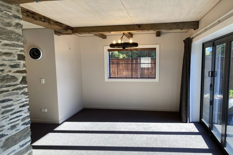Photo of property in 31 Mcdonnell Road, Arrowtown, 9302