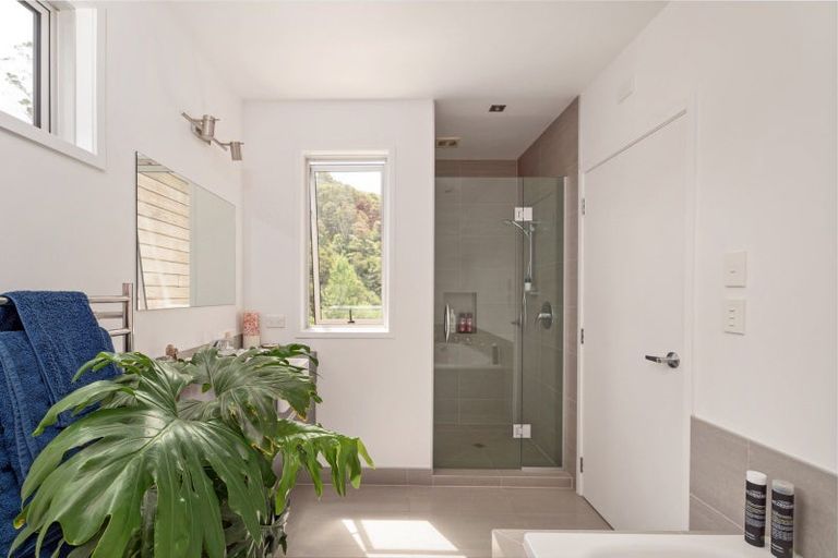 Photo of property in 14 Herbert Drive, Whangamata, 3620