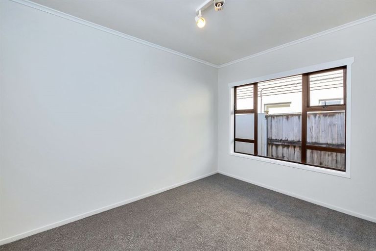 Photo of property in 2/115 Mcleod Road, Te Atatu South, Auckland, 0610