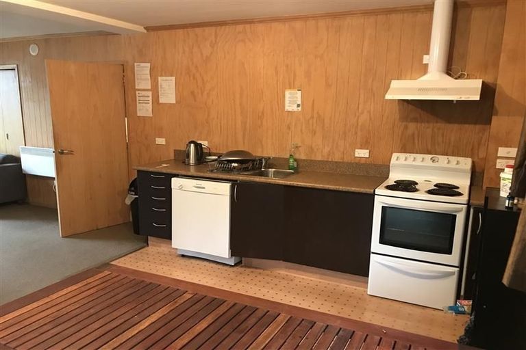 Photo of property in 1/46 Queen Street, North Dunedin, Dunedin, 9016