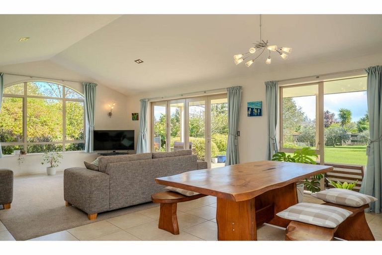 Photo of property in 10 Pickmere Lane, Kerikeri, 0230