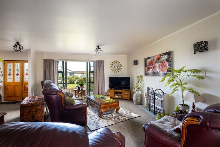 Photo of property in 53 Barrett Road, Whalers Gate, New Plymouth, 4310