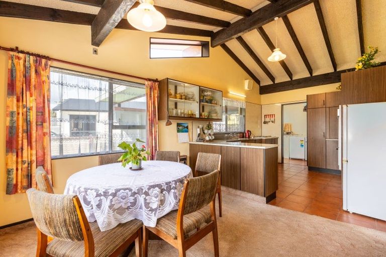 Photo of property in 12 Empire Street, Dannevirke, 4930