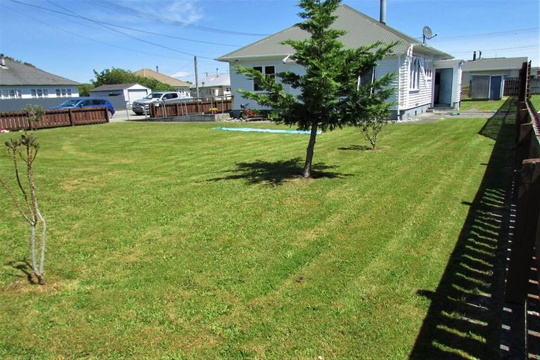 Photo of property in 15 Lynch Street, Cobden, Greymouth, 7802