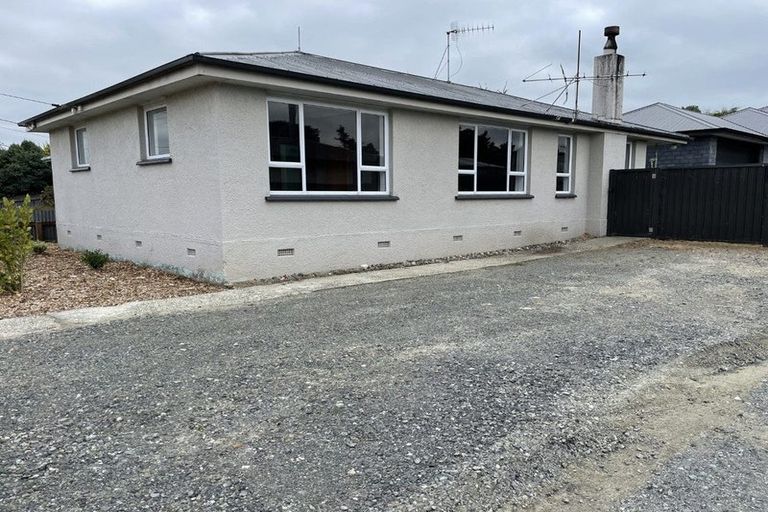 Photo of property in 16a Holloway Street, Waikiwi, Invercargill, 9810