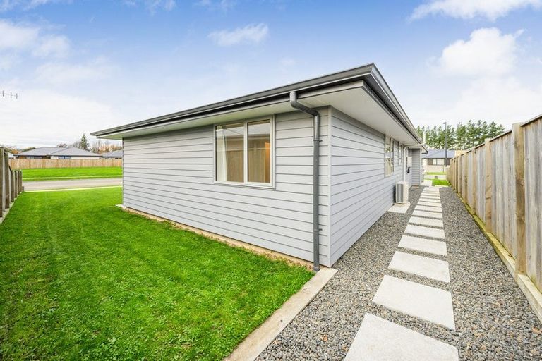 Photo of property in 2 Kereru Court, Marton, 4710