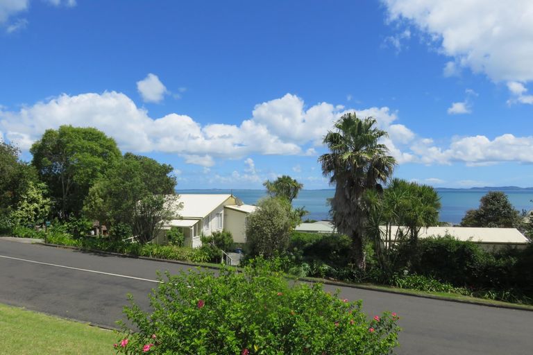 Photo of property in 9 Kupe Road, Coopers Beach, 0420