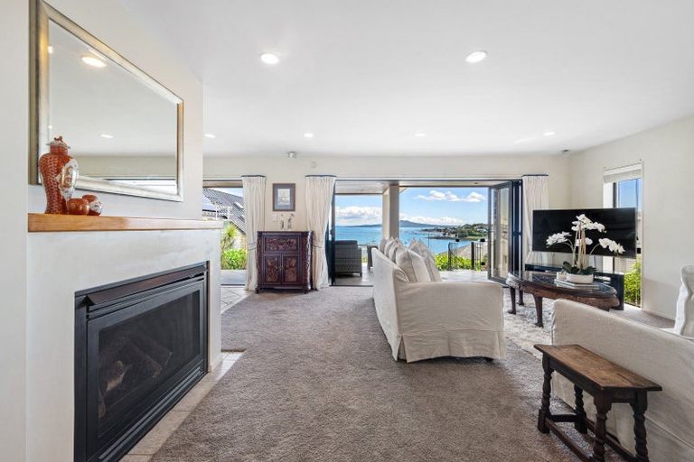 Photo of property in 1/13 Takutai Avenue, Bucklands Beach, Auckland, 2012