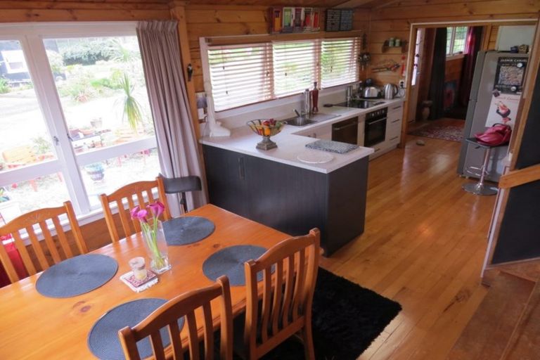 Photo of property in 28 Lindemann Road, Katikati, 3170