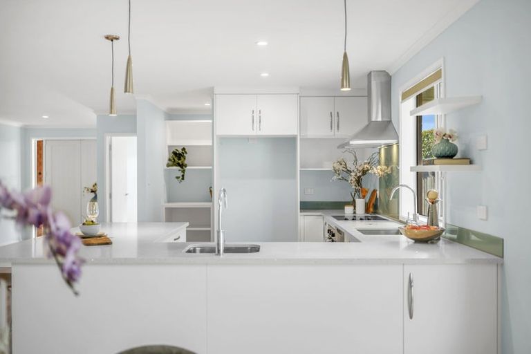 Photo of property in 31 Paso Fino Crescent, Karaka, Papakura, 2113