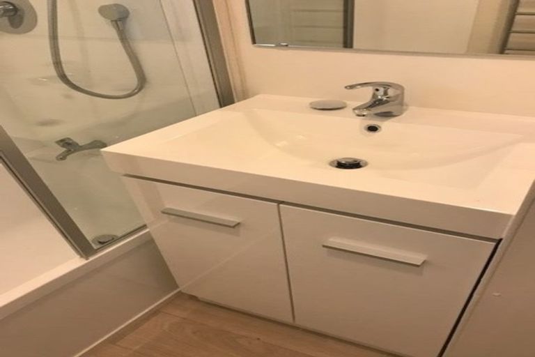 Photo of property in 1/13 Earlsworth Road, Mangere East, Auckland, 2024