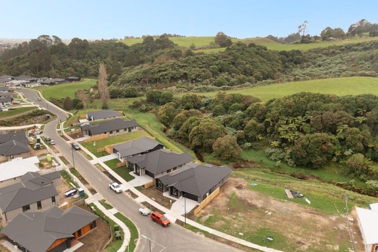 Photo of property in 163 Adler Drive, Ohauiti, Tauranga, 3112