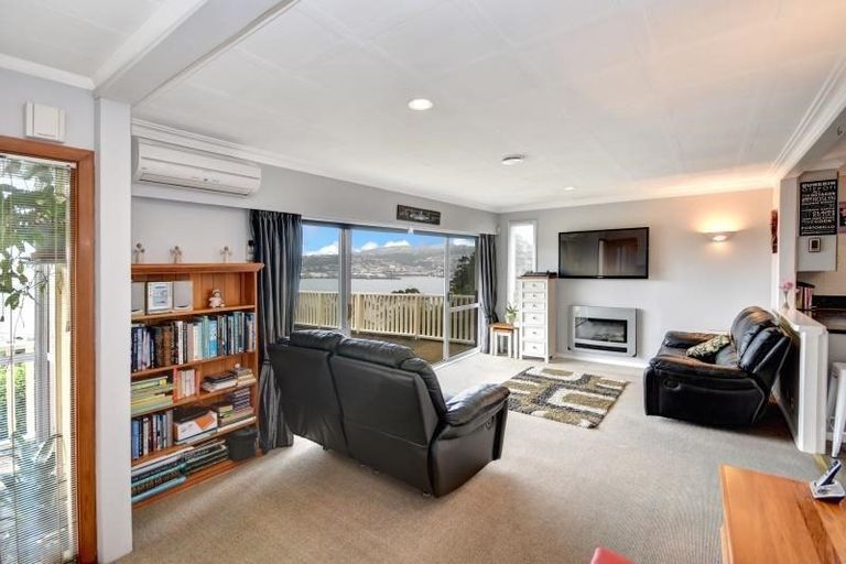 Photo of property in 3 Glengyle Street, Vauxhall, Dunedin, 9013
