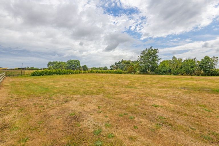 Photo of property in 16 Grefor Lane, Waitarere, Levin, 5574