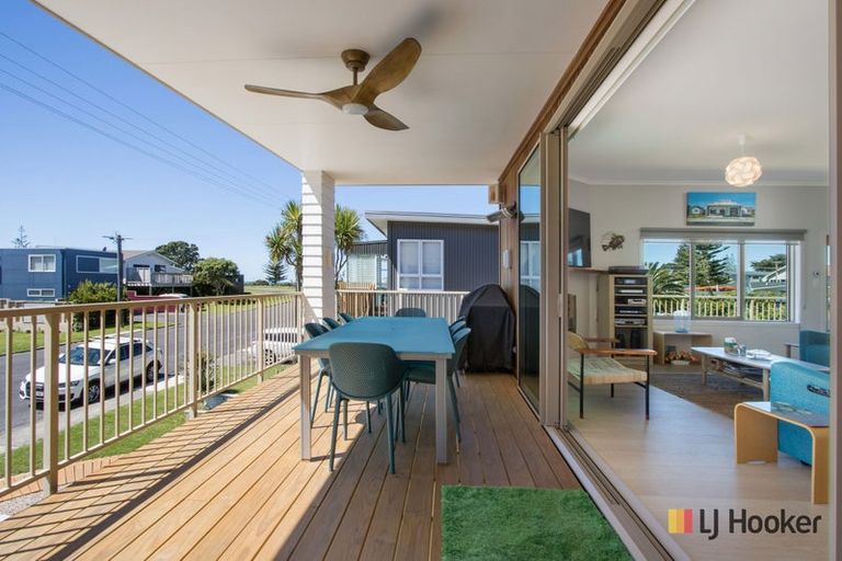 Photo of property in 21 Brighton Road, Waihi Beach, 3611