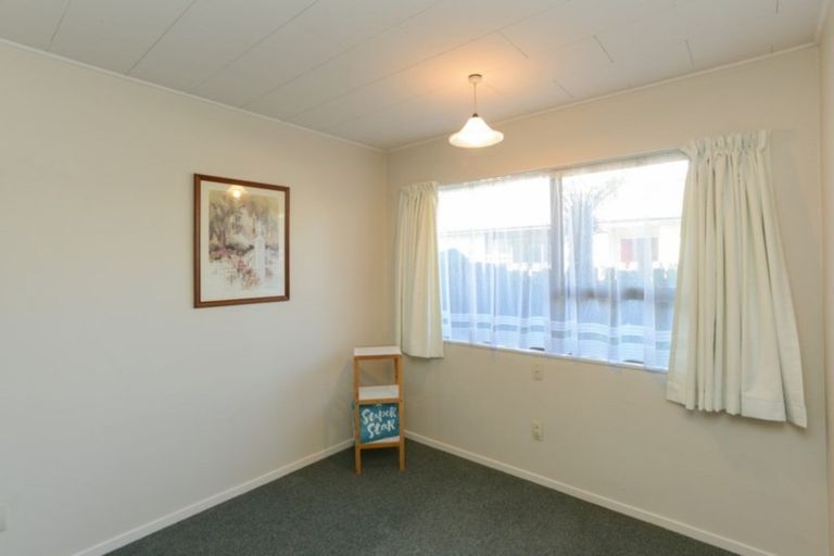 Photo of property in 1/405 Terrace Road, Parkvale, Hastings, 4122