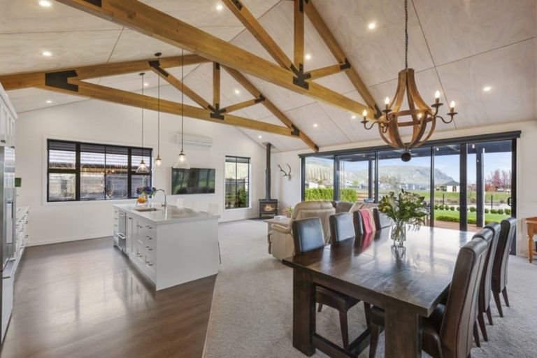 Photo of property in 3 Pukeko Way, Kinloch, Taupo, 3377