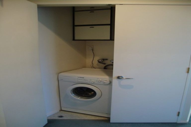 Photo of property in Hume House, 29/152 The Terrace, Wellington Central, Wellington, 6011