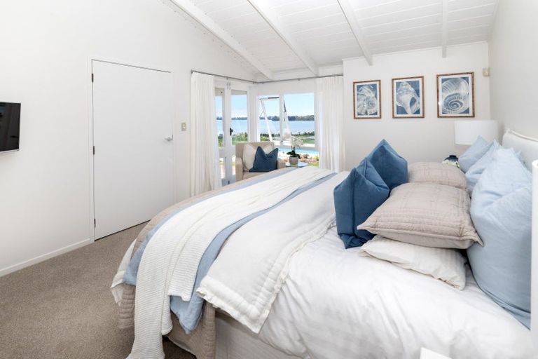 Photo of property in 339 Clifton Road, Whitford, Howick, 2571