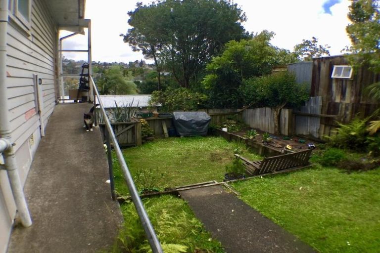 Photo of property in 53 Ellice Road, Totara Vale, Auckland, 0629