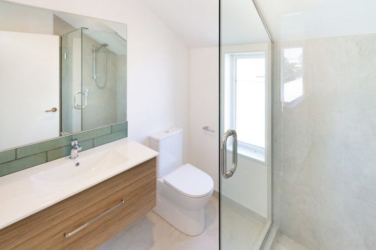 Photo of property in 2/9 Matlock Street, Woolston, Christchurch, 8062
