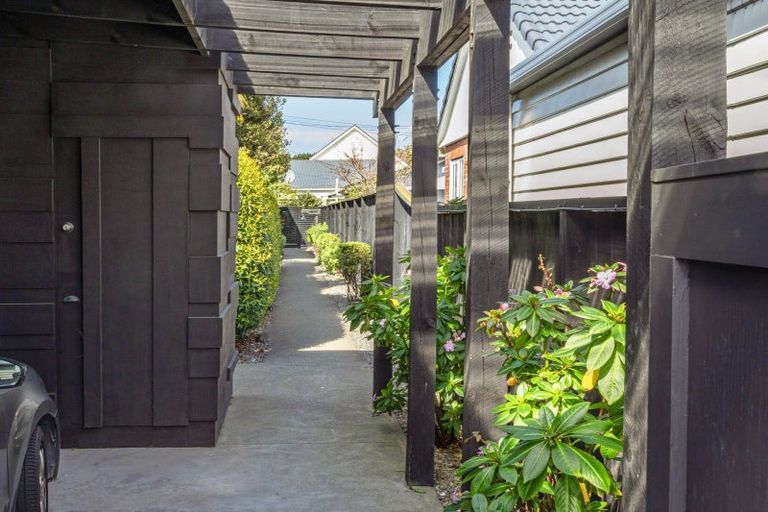 Photo of property in 9a Wayside, Miramar, Wellington, 6022