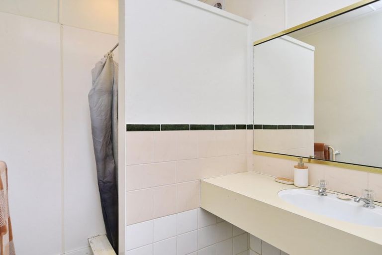 Photo of property in 36 Hopkins Street, Woolston, Christchurch, 8023