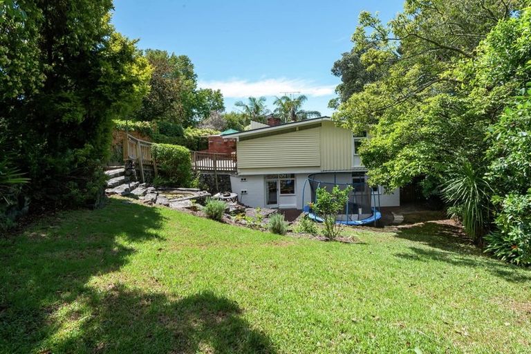 Photo of property in 41 Evelyn Road, Cockle Bay, Auckland, 2014