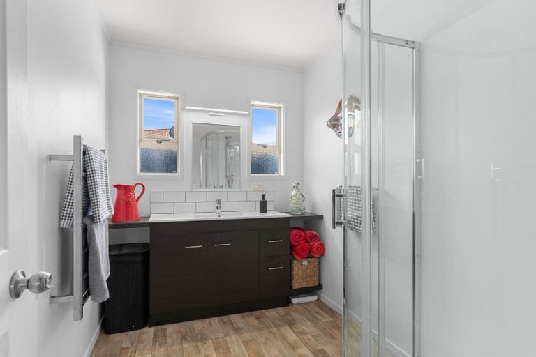 Photo of property in 347 Campbell Road, Parua Bay, Onerahi, 0192