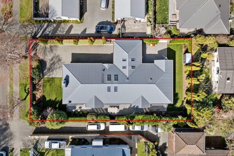 Photo of property in 3 Wherstead Road, Cashmere, Christchurch, 8022