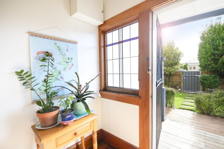 Photo of property in 2 Todd Street, Napier South, Napier, 4110