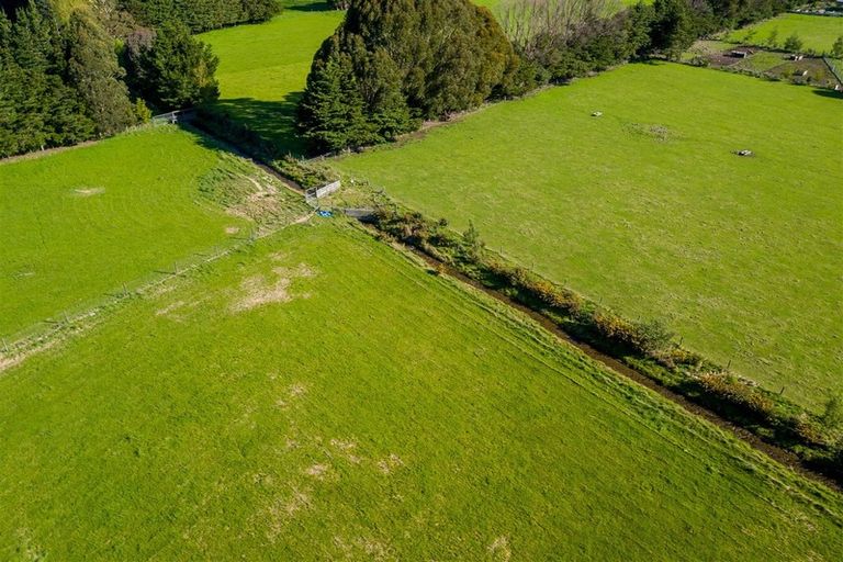 Photo of property in 435 Norfolk Road, Waingawa, Carterton, 5791