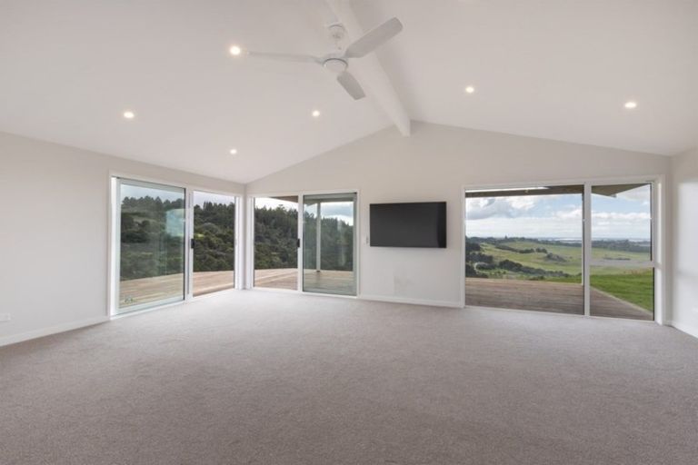 Photo of property in 61 Lawrence Road, Mangawhai, 0573