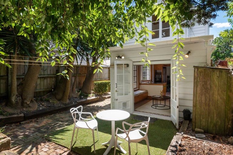 Photo of property in 17 Gunson Street, Freemans Bay, Auckland, 1011