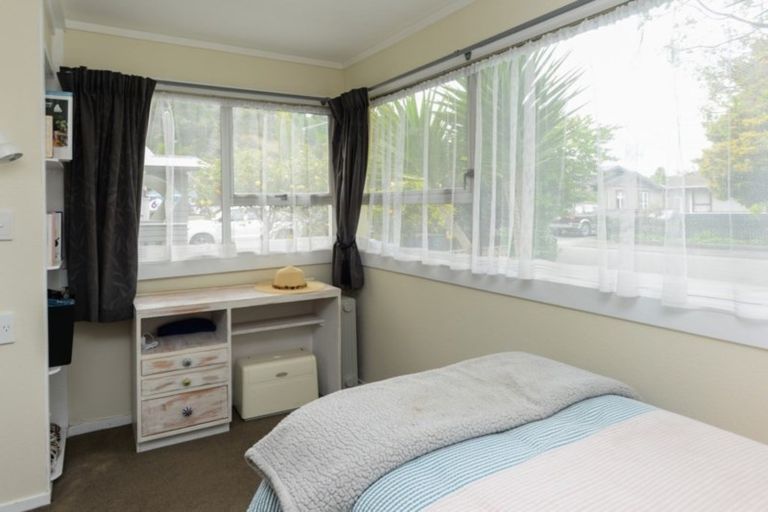 Photo of property in 4 Stopford Street, Marewa, Napier, 4110