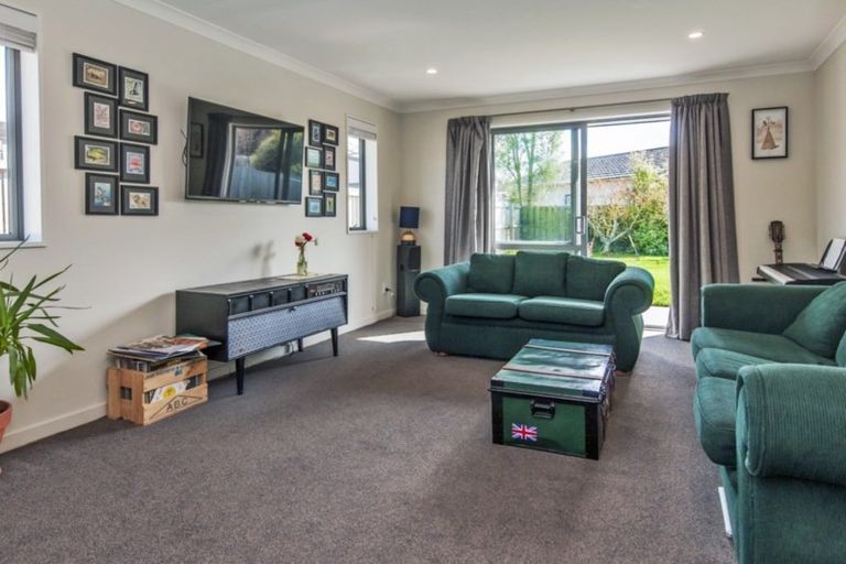 Photo of property in 3 Johnston Street, Leeston, 7632