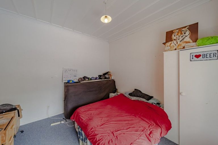 Photo of property in 19 Main Street, Hospital Hill, Napier, 4110