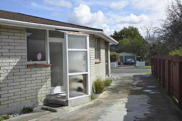 Photo of property in 1 Deller Drive, Carterton, 5713