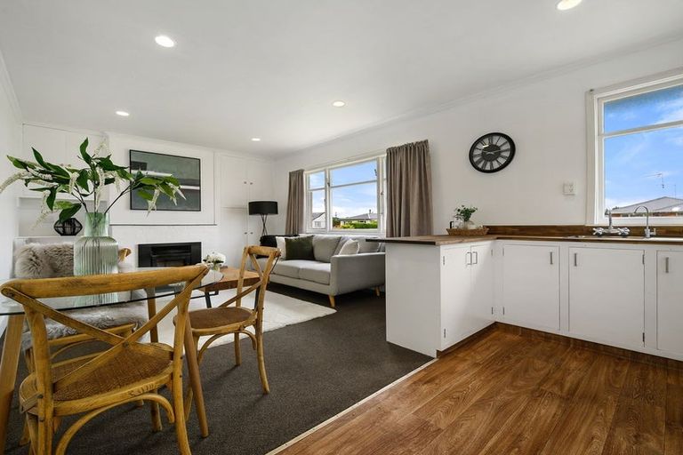 Photo of property in 72 Mcmurdo Street, Tinwald, Ashburton, 7700