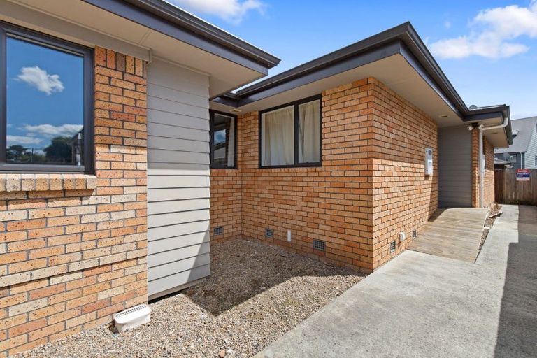 Photo of property in 2/27 Hogan Street, Hamilton East, Hamilton, 3216