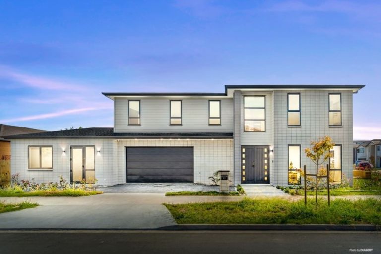 Photo of property in 62 Donegal Park Drive, Flat Bush, Auckland, 2019