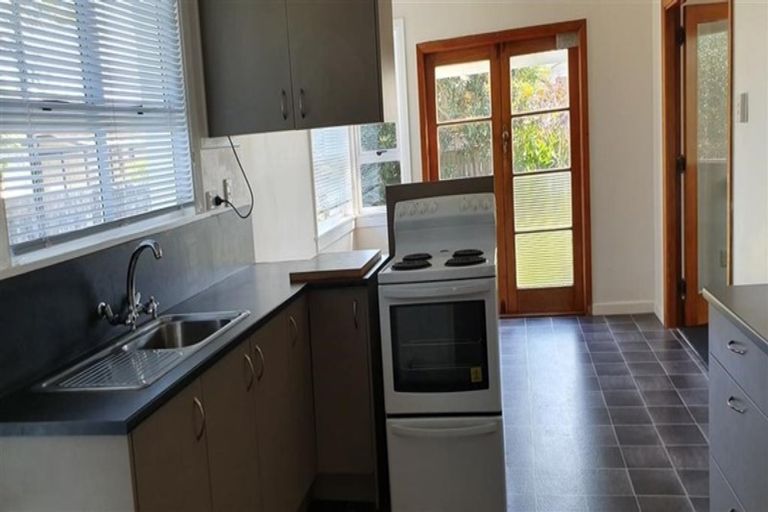 Photo of property in 33 Moana Street, Whanganui East, Whanganui, 4500